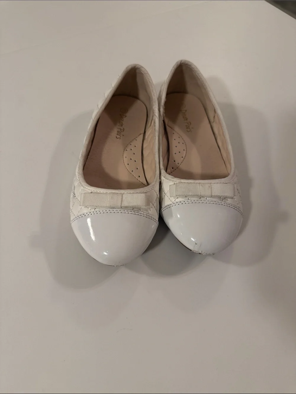 Dream Pairs cute white